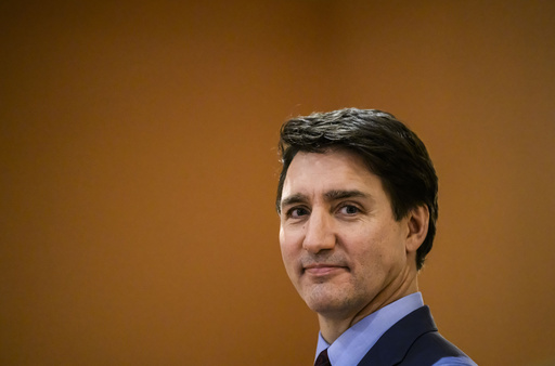 Trudeau to Shuffle Cabinet Amid Resignation Calls, Rising Discontent