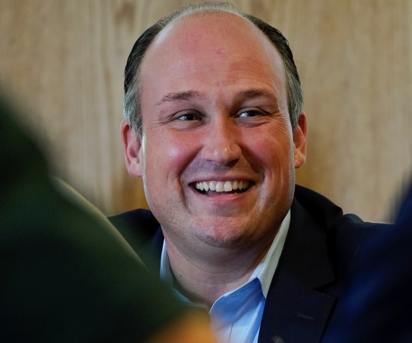 nick langworthy smiles