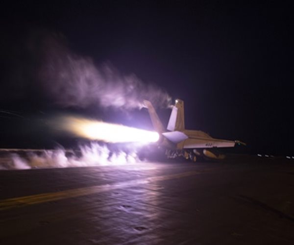 US Says it Sinks Iranian Warship