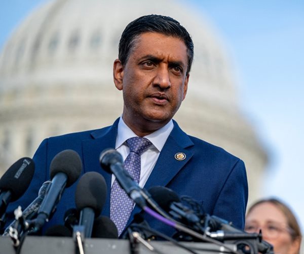 Leading House Dem Backs Nvidia H200 Sales to China