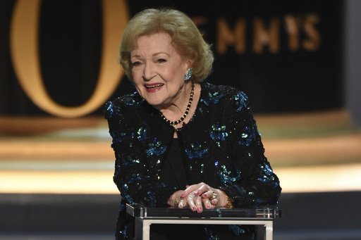 Betty White Forever: New Stamp Will Honor 'Golden Girls' Actor