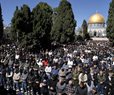 1st Ramadan Friday Prayers Held at Jerusalem's Al-Aqsa Mosque Since Ceasefire