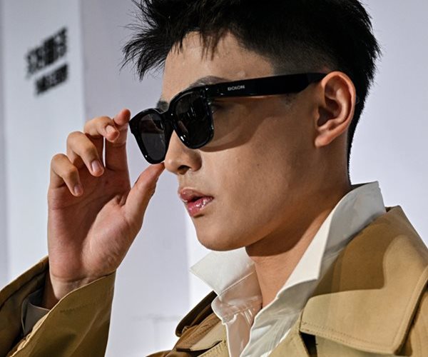 Next Big Tech Hit: Wearable AI Devices