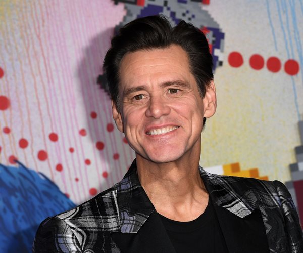 Jim Carrey Called 'Sleazebag' After Comments to Female Journalist 