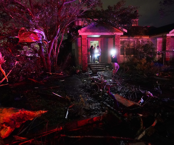 1 Dead as Tornado Rips Through New Orleans