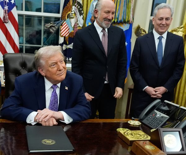 US Stocks Surge 18% Under Trump