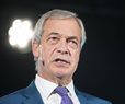 Farage Challenges Speaker Johnson on Trump's Greenland Rhetoric