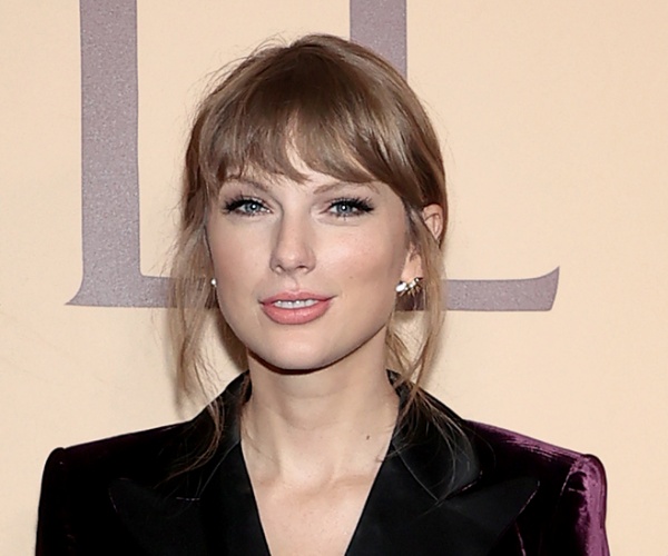 Taylor Swift's Team Slams 'Blatantly Incorrect' Reports About Private Jet Emissions