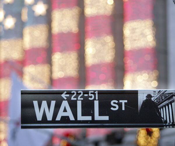 US Stock Futures Flat After Walmart Clips Wall Street