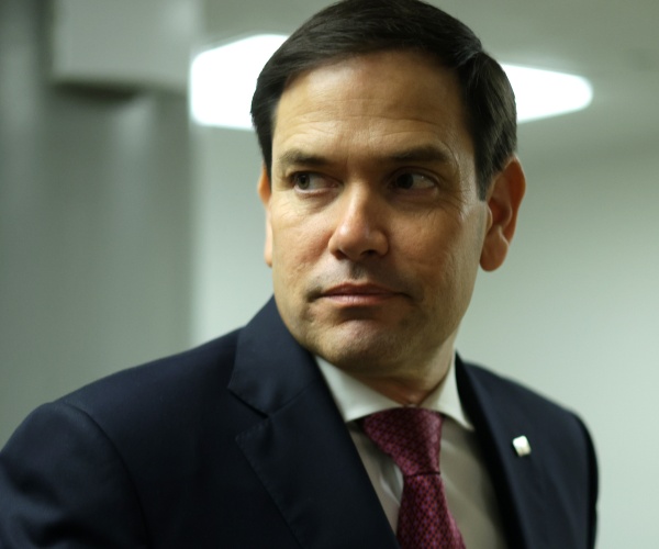 Marco Rubio arrives at the U.S. capitol