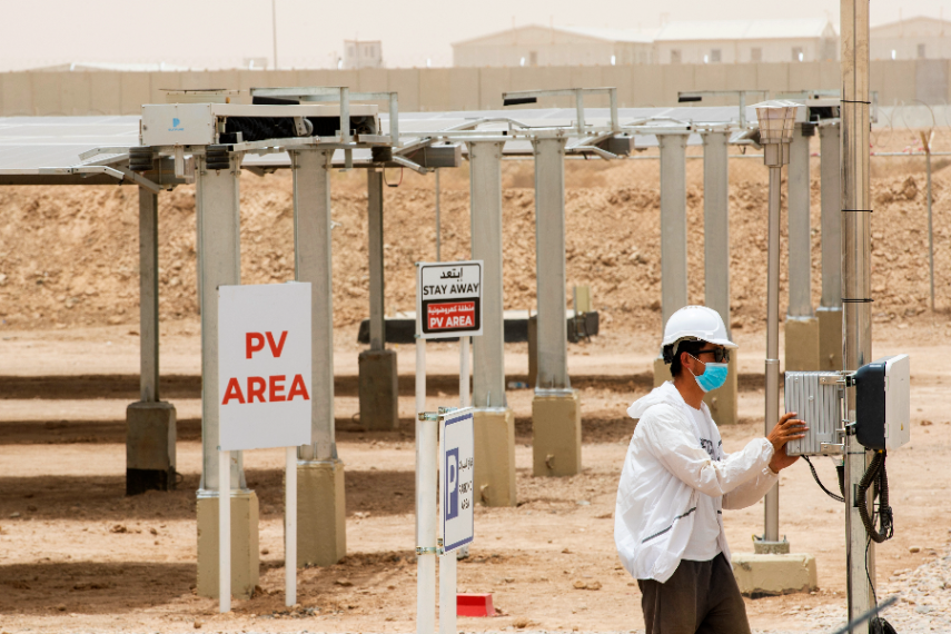 Iraq Halts Oil Obligations as Fighting Disrupts Hormuz Shipping Route