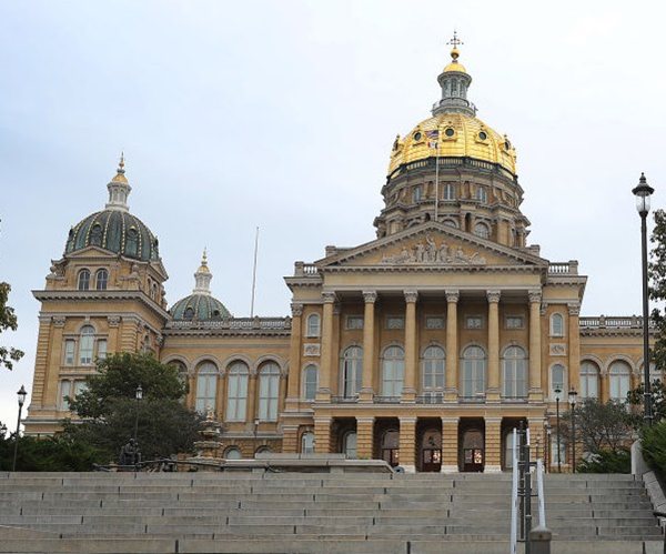 iowa state capitol exterior