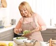 Eating Healthy in Middle Age Lowers Brain Decline