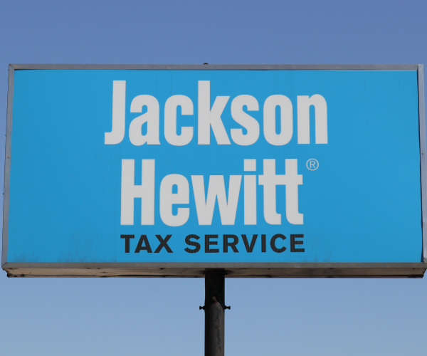 a jackson hewitt tax service sign