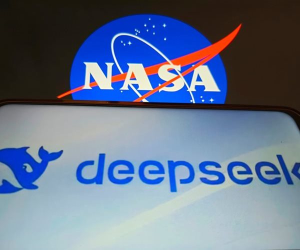 DeepSeek Fever Fuels Patriotic Bets on Chinese AI Stocks