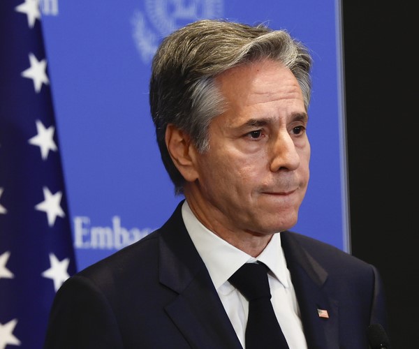 Blinken on Emergency Trip to Brussels to Talk Ukraine, Trump 