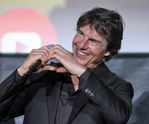 actor tom cruise attends the mexico premiere of top gun: maverick