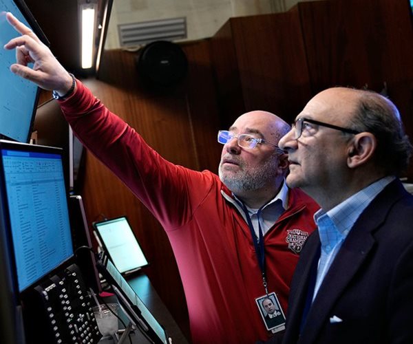 Stagflation Shock: Investors Pile Into Oil, Dollars