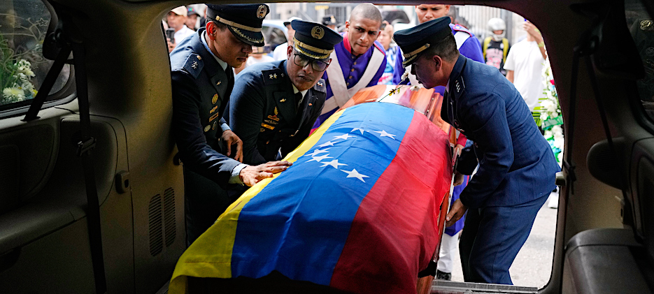 Leavitt Hails Debilitating US Weaponry: 'Stop and Read This'