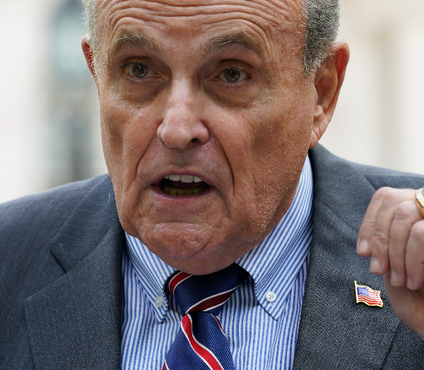 Prosecutors: No Criminal Charges Expected From Giuliani Raid