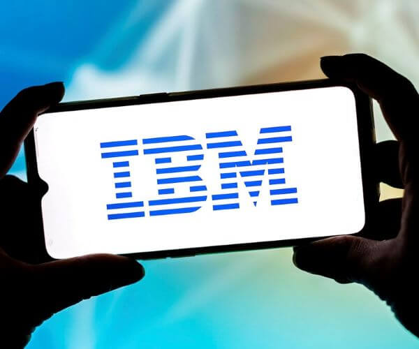 IBM Q4 Revenue Beats as AI Boosts Software Demand