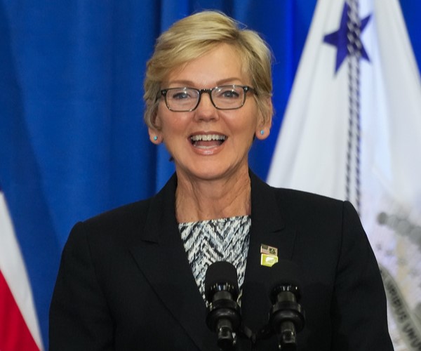 Granholm: Rescinding EV Tax Credit Would Cede Ground to China