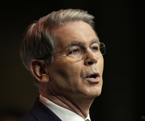 Treasury's Bessent Says US Has 'Plenty' of Funds For Iran War