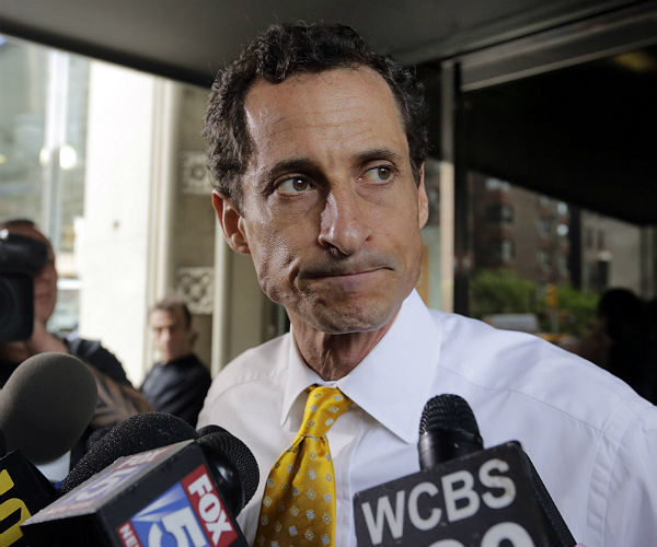 Wash Post: Anthony Weiner Received Clinton Emails to Print for Huma