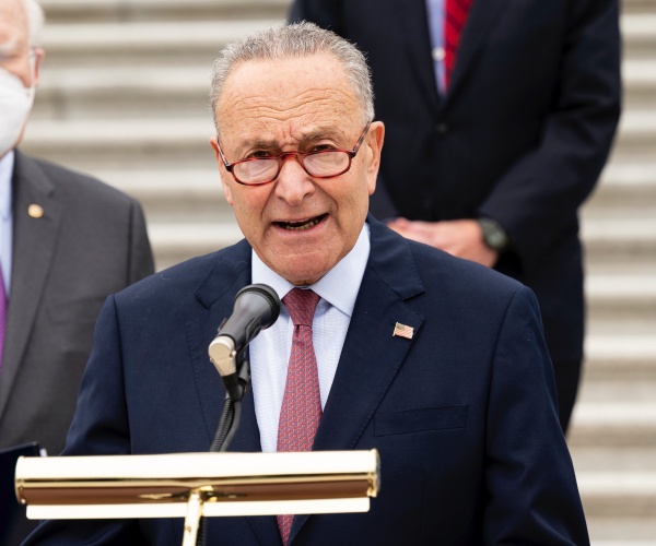 Schumer Says Plan to Federally 'Decriminalize' Cannabis Coming 'Shortly'