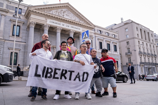 Spain Bans 'dwarf Bullfighting'