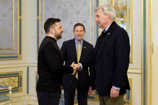 US Senators Visit Key Ukrainian Port City as They Push for Fresh Sanctions on Russia