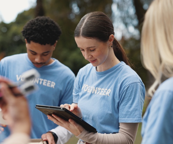 volunteers checking in