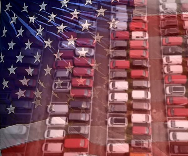 US 3rd-Quarter Economic Growth Revised Upward to 4.4%