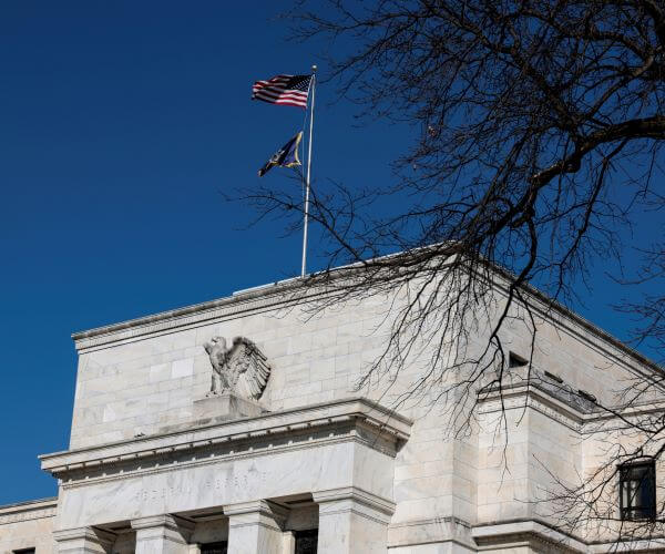 Fed: US Economy, Jobs Stable But Spending Weakening