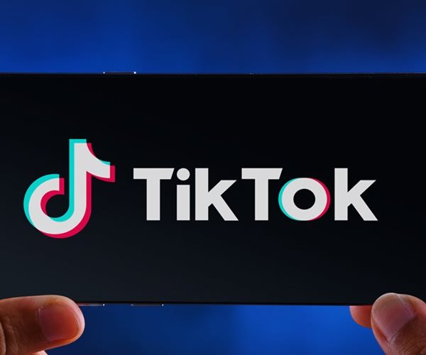 Billionaire Asks Existing TikTok Investors to Join Deal