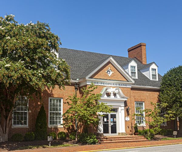 Raising FDIC Insurance Cap Would Help Smaller Banks Compete With the Big Guys