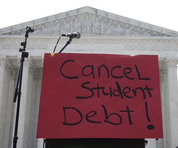 Supreme Court Rejects Biden's $400 Billion Student Loan Forgiveness Plan