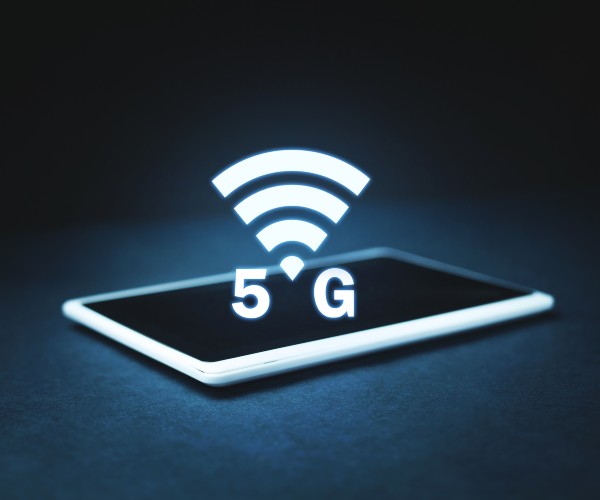 5G Service Won't Replace 4G Overnight