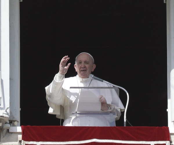 Pope Condemns Killing of Honduran Environmental Activist 