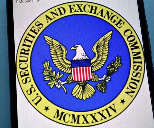 SEC to Cut Regional Directors Amid Cost Scrutiny