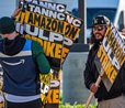 Amazon Workers Strike in US Ahead of Christmas Rush