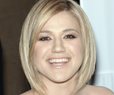Kelly Clarkson to End Daytime Talk Show After 7 Years