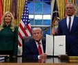 Trump Signs Executive Order to Fight Drug Addiction