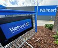 Walmart Draws Diners Hungry For Value